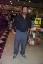Shekhar Kapur at Flow book launch in Infinity Mall, Mumbai on 28th Feb 2012 (5).JPG